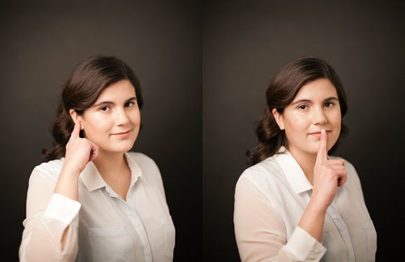 mujer haciendo lengua de señas