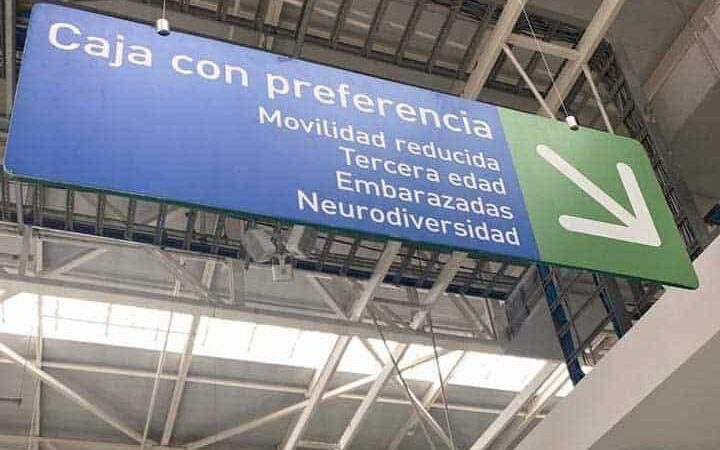 Imagen de aviso de fila preferencial Jumbo