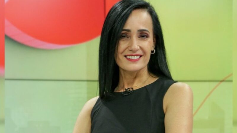 Periodista de TVN habla sobre su discapacidad: “Es muy invisible. La gente no sabe que soy sorda”