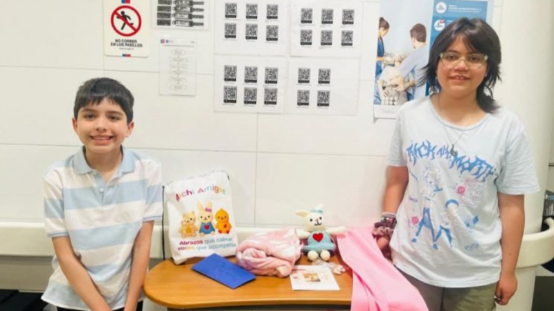 Estudiantes de San Rafael crean peluches para reducir ansiedad infantil