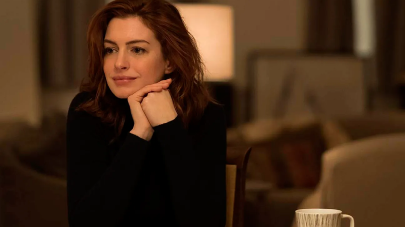La serie en la que Anne Hathaway fue una mujer bipolar