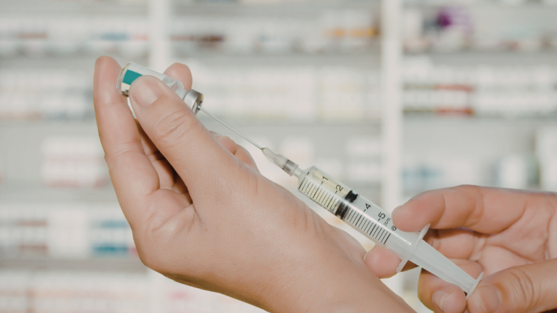 Falta de medicamento para esquizofrenia y psicosis pone en alerta a pacientes en Chile