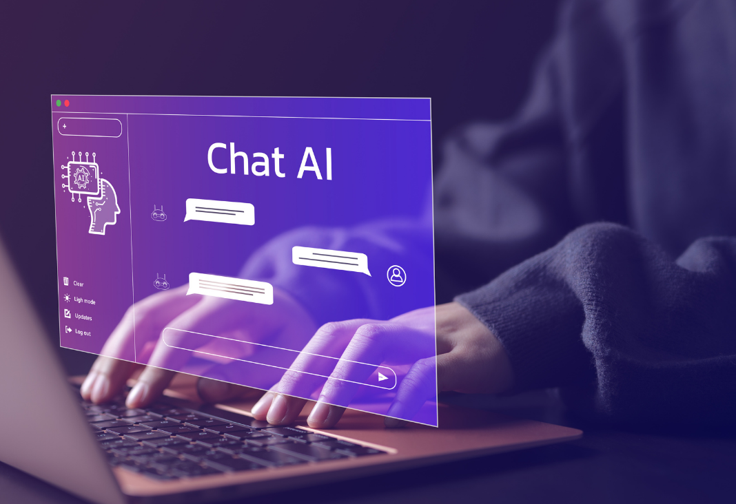 Imagen de manos sobre un teclado y un holograma que dice"Chat AI"