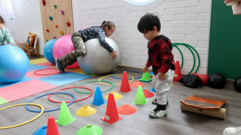 Municipalidad de San Joaquín inauguró sala para atención integral de niñas y niños autistas