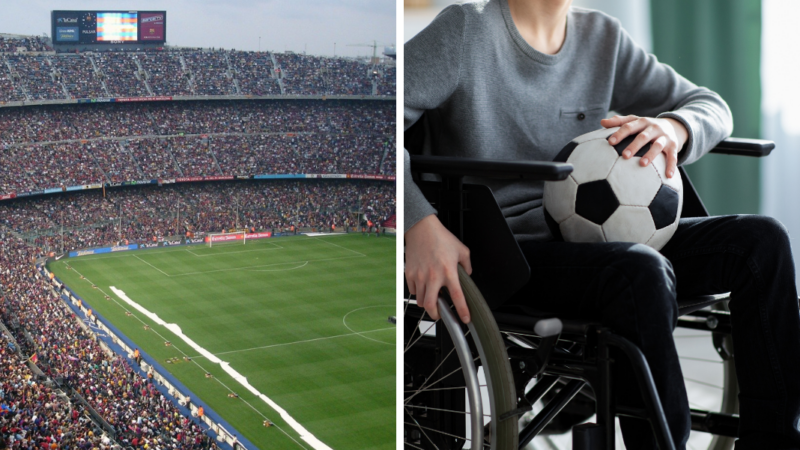 Cancha de fútbol y gradas | Personas en silla de ruedas con una pelota de fútbol