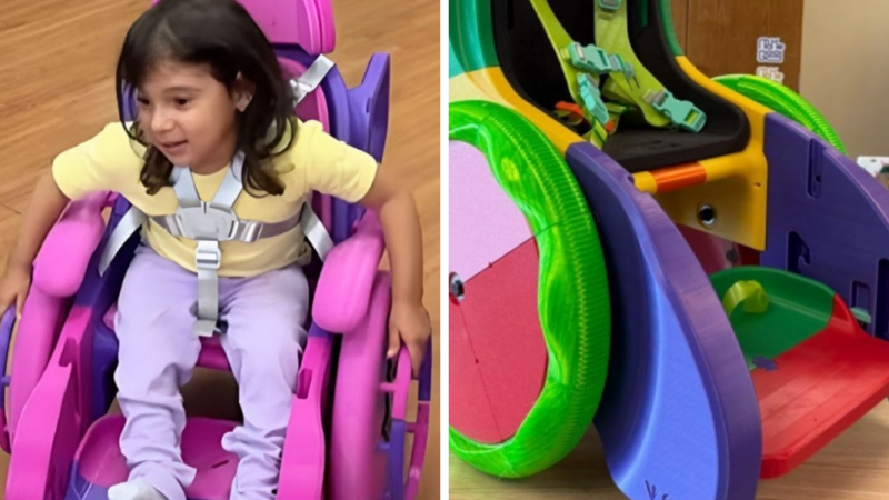 Una niña en una silla de ruedas rosada | Silla de ruedas infantil