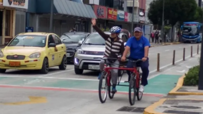 La ‘ciegocleta’ que permite a personas con discapacidad visual movilizarse en bicicleta