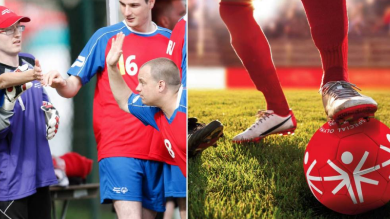 Imagen de futbolistas de equipos unificados y pie de futbolista sobre un balón