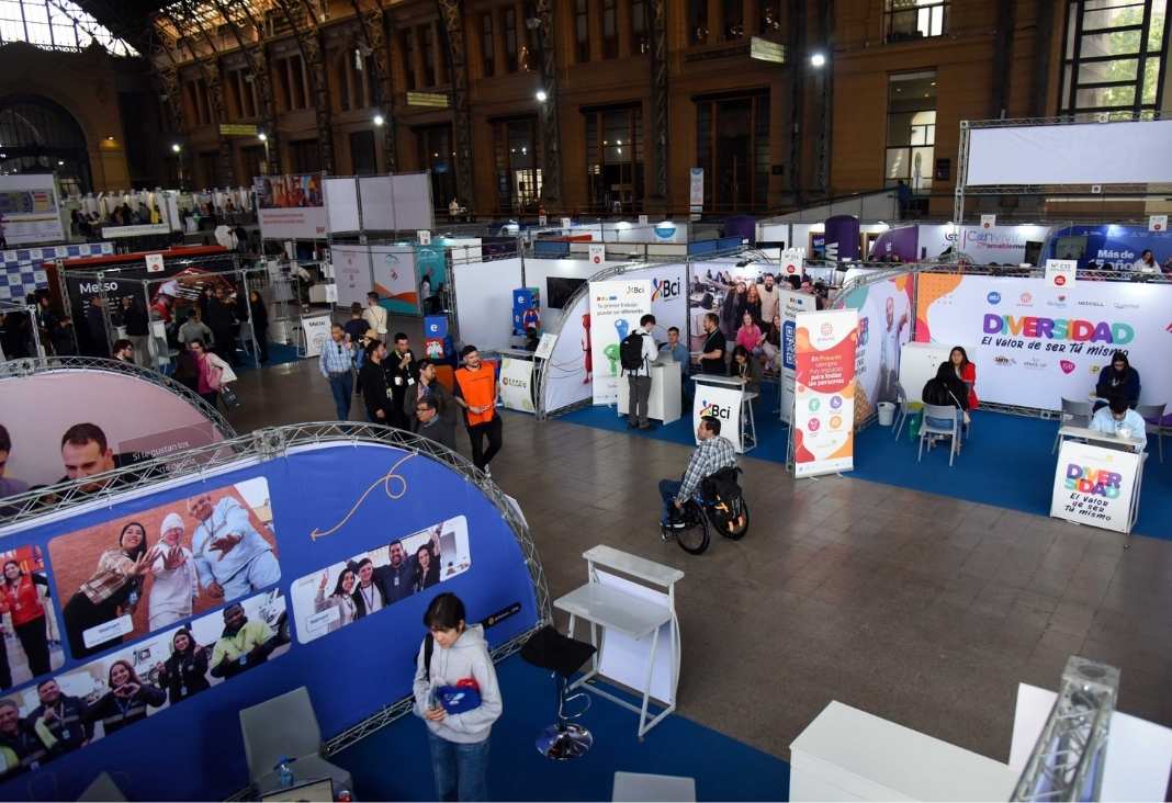 Puestos en Expo inclusión