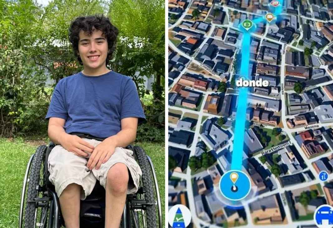 Joven en silla de ruedas y maps digital